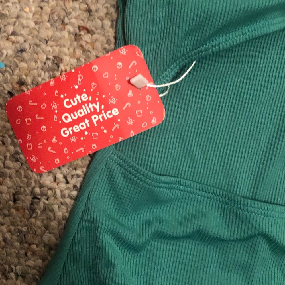 Swimsuit - Picture 5 of 5